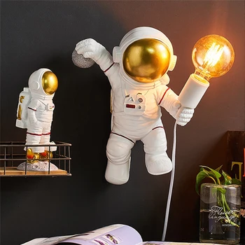 Moderné Novinka Astronaut stolná Lampa Holding Lampy, detské Nočné Lampy Tabuľka Spálňa Svietidlo Art Loft Dekorácie Živice Svietidlo